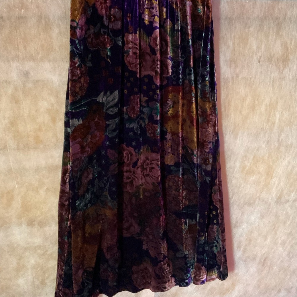 Coldwater Creek velvet pull on skirt.